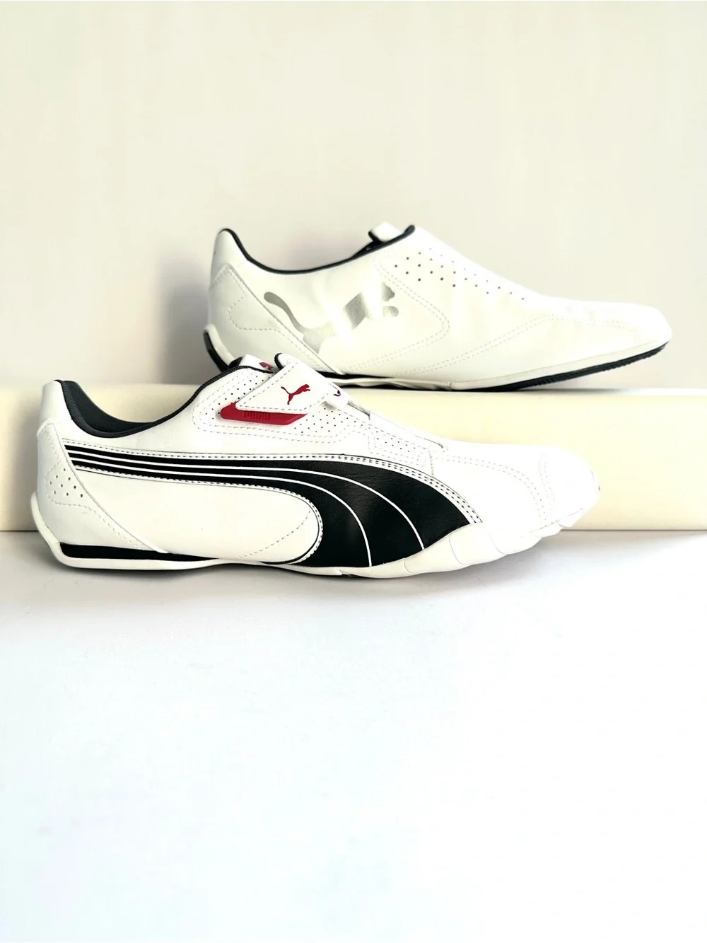 PUMA REDON MOVE MENS SNEAKERS RARE COLORWAY WHITE WHITE/BLACK/RED NEW Sz10.5